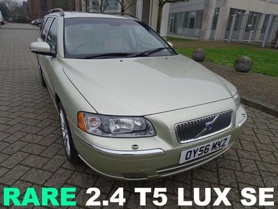 Gold Used 2006 Volvo V70 SE Estate | £6,950