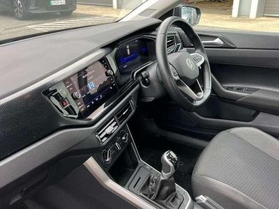 Used VW Polo Life 95 HP (69 kW) 2024 Deep black pearl  Hatchback