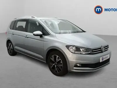 Used VW Touran SEL 150 HP (110 kW) 2025 Silver MPV