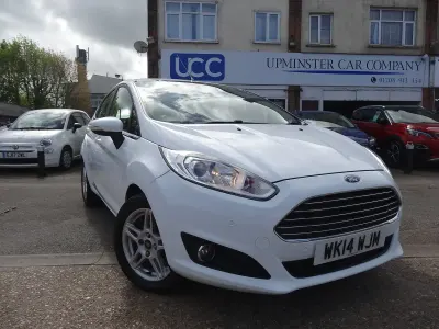 Used Ford Fiesta Zetec 100 HP (73 kW) 2014 White Hatchback