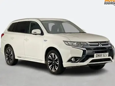 Begagnad Mitsubishi Outlander P-HEV 2018