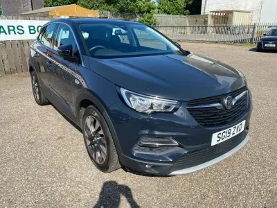Used Vauxhall Grandland X Sport 130 HP (95 kW) 2019 Grey SUV