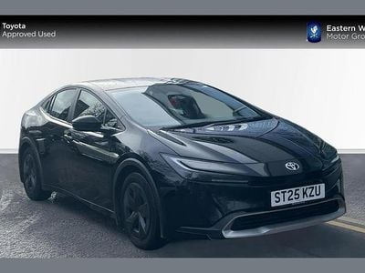 Used Toyota Prius Design 220 HP (161 kW) 2025 Black Hatchback