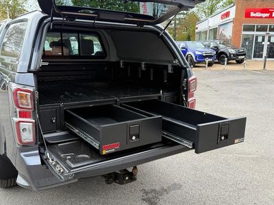 Usado Isuzu D-Max 162 HP (119 kW) 2022 Cinzento Pickup