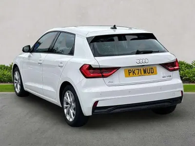 Used Audi A1 Sport 94 HP (69 kW) 2022 White SUV