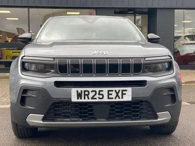 Usado Jeep Avenger Altitude 100 HP (73 kW) 2025 Cinzento SUV