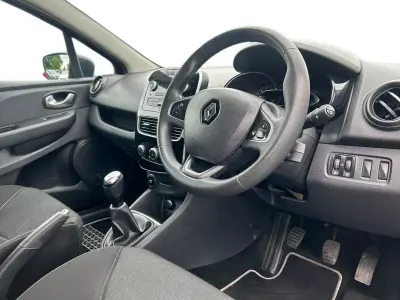 Used Renault Clio Play 75 HP (55 kW) 2017 Black Hatchback