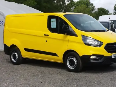 Used Ford Transit Custom Style 105 HP (77 kW) 2022 Yellow Van