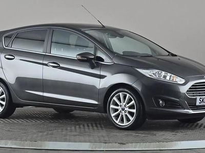 Used Ford Fiesta Titanium 75 HP (55 kW) 2017 Grey Hatchback