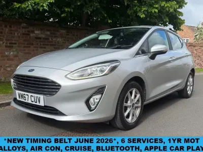 Used Ford Fiesta Zetec 100 HP (73 kW) 2017 Silver Hatchback