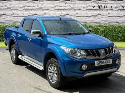 Used Mitsubishi L200 181 HP (133 kW) 2019 Blue Pickup