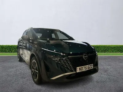 Used Nissan Qashqai Tekna 140 HP (102 kW) 2025 Green SUV