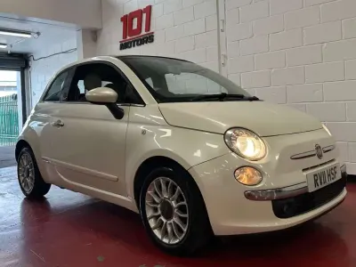 Used Fiat 500 Lounge 85 HP (62 kW) 2011 White Cabriolet