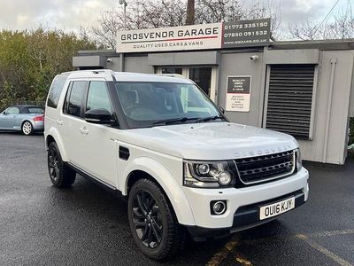 Used Land Rover Discovery 4 Landmark 256 HP (188 kW) 2016 White SUV