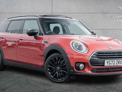 Used Mini Cooper Clubman Classic 134 HP (98 kW) 2022 Red Estate