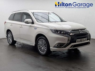 Used Mitsubishi Outlander P-HEV 177 HP (130 kW) 2019 White Estate