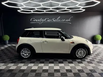 Used Mini ONE Hatch 102 HP (75 kW) 2016 White Hatchback