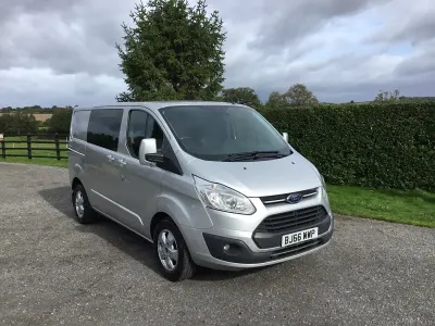 Used Ford Transit Custom Limited 130 HP (95 kW) 2016 Silver Van
