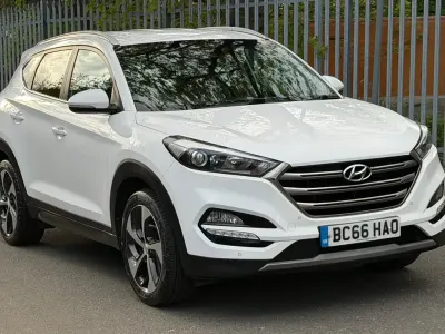 Used Hyundai Tucson Premium 141 HP (103 kW) 2017 White SUV