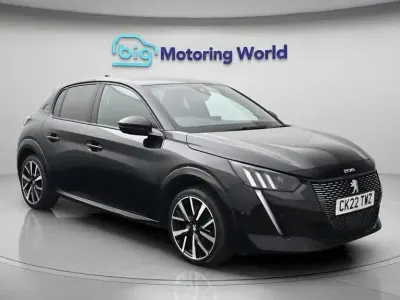 Used Peugeot 208 Premium 100 HP (73 kW) 2022 Black Hatchback