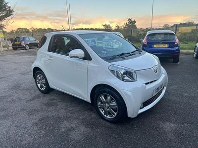 Toyota iQ