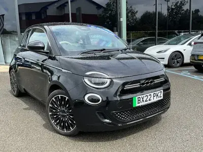 Used Fiat 500e La Prima 86 kW (118 HP) 2026 Hatchback