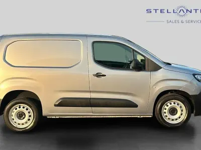Used Peugeot Partner S 101 HP (74 kW) 2024 Grey MPV