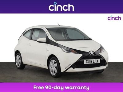White Used 2016 Toyota Aygo X-play Hatchback | £7,249 (Fair price)
