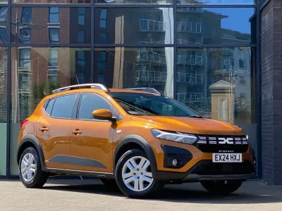 Used Dacia Sandero Expression 91 HP (66 kW) 2024 Orange Hatchback
