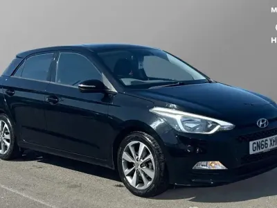 Używany Hyundai i20 SE 100 KM (73 kW) 2016 Czarny