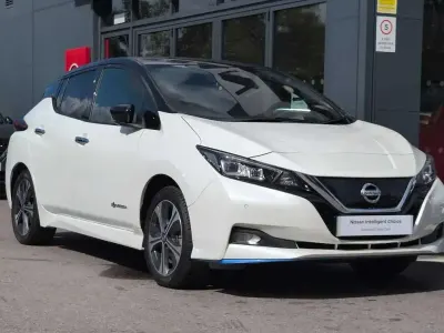 Used Nissan Leaf Tekna 160 kW (218 HP) 2020 White Hatchback
