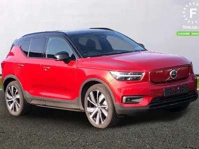 Used Volvo XC40 Pro 300 kW (408 HP) 2021 Red SUV