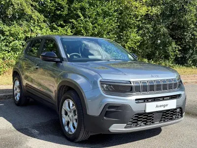 Usado Jeep Avenger Altitude 2025 Cinzento SUV
