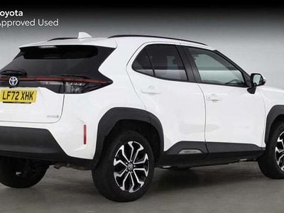 Used Toyota Yaris Cross Design 113 HP (83 kW) 2023 White SUV