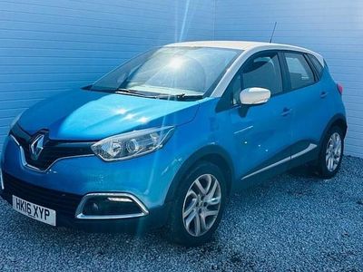 Used Renault Captur Dynamique 90 HP (66 kW) 2016 Blue SUV