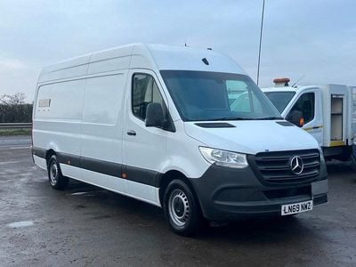 Used Mercedes Sprinter 140 HP (102 kW) 2019 White Van