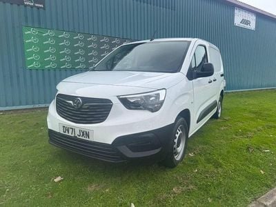 White Used 2021 Vauxhall Combo MPV | £6,999 (Super price)