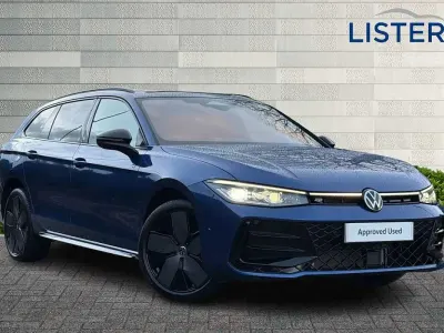 Used VW Passat R-line 272 HP (200 kW) 2026 Reef blue Estate