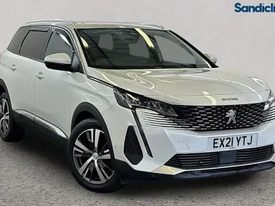 Used Peugeot 5008 Allure Premium 131 HP (96 kW) 2022 SUV