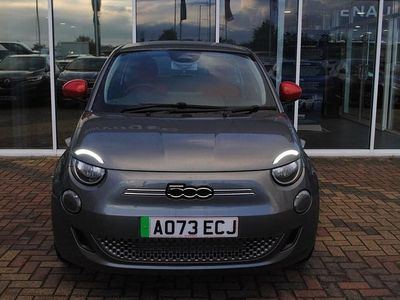 Second-hand Fiat 500e Red 86 kW (118 CP) 2023 Gri Hatchback