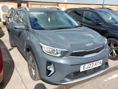 Used Kia Stonic 99 HP (72 kW) 2023 Grey SUV