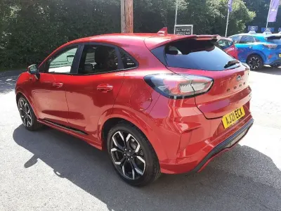Used Ford Puma ST-Line X 155 HP (114 kW) 2021 Fantastic red SUV