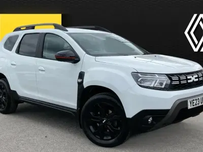 Second-hand Dacia Duster Extreme 150 CP (110 kW) 2023 Alb SUV
