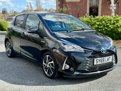 Used Toyota Yaris Hybrid 2019 Black Hatchback