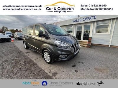 Begagnad Ford Tourneo Custom Titanium 130 HK (95 kW) 2022 Grå Van