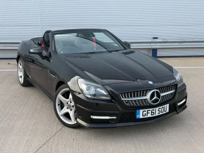 Begagnad Mercedes SLK200 AMG 184 HK (135 kW) 2011 Svart Cab
