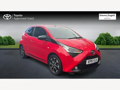 Used Toyota Aygo Trend 72 HP (52 kW) 2019 Red Hatchback