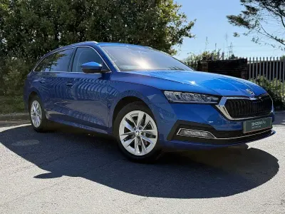 Begagnad Skoda Octavia SE L 147 HK (108 kW) 2024 Blå Kombi
