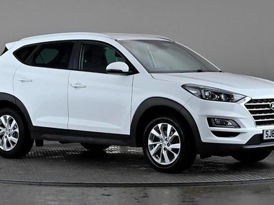 White Used 2019 Hyundai Tucson SE SUV | £11,498 (Fair price)