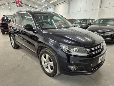 Black Used 2012 VW Tiguan SE SUV | £4,690 (Good price)